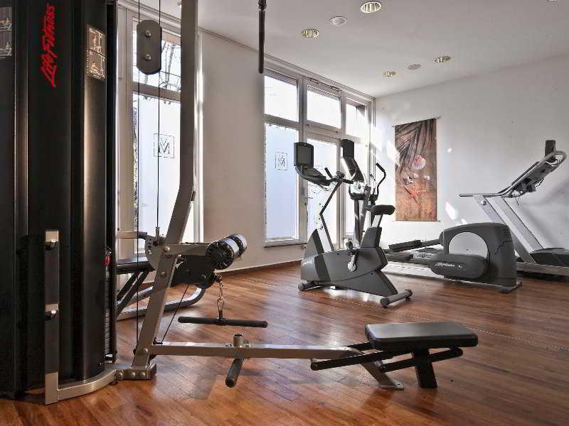 Tryp By Wyndham Hotel Stadtoldendorf Bagian luar foto