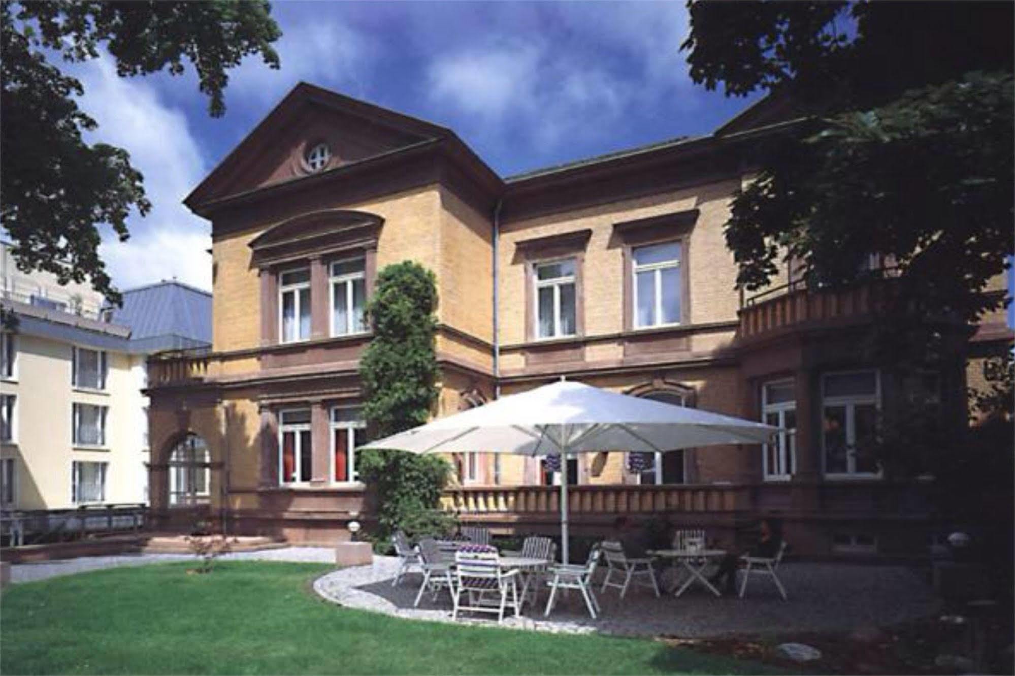 Tryp By Wyndham Hotel Stadtoldendorf Bagian luar foto