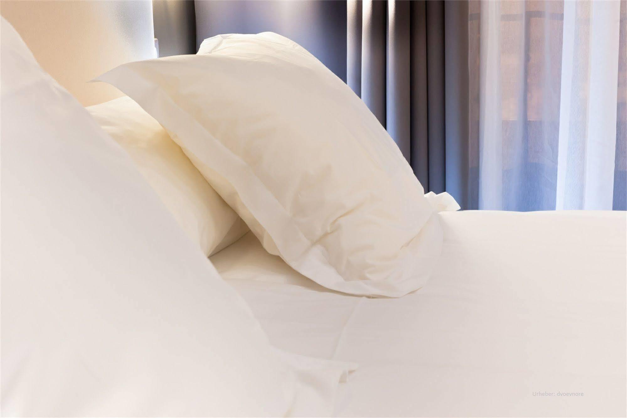 Tryp By Wyndham Hotel Stadtoldendorf Bagian luar foto
